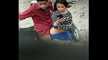 Play Hidden camera catches real sex on the street