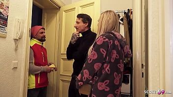 Play German Teen Couple talk postman to Fuck his Girlfriend while he watch