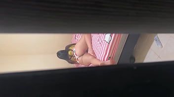 Play I find my stepsister in shorts and you can see her huge ass, she lets me put just her little head in her anus, she is the best stepsister