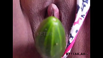 Play PAKAI TIMUN ORGASME BOKEP NGOCOK MEMEK ABG KOMPILASI VIDEO INDONESIA FULL 2