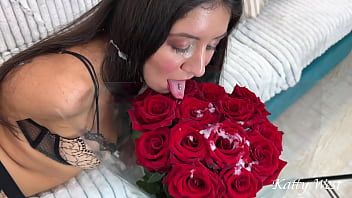 Play The husband punished the unfaithful wife in Anal and finished on the roses that her lover gave her