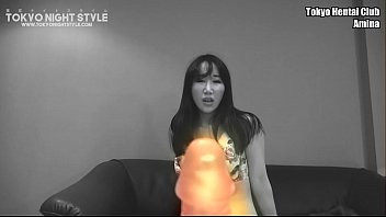 Play Japanese Girl Takes a VIBRATOR Deep Up the Cooch
