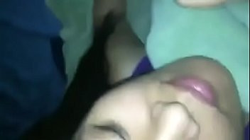 Play Sepong kontol sambil itilnya di gesek gesek Full 13 menit >> 