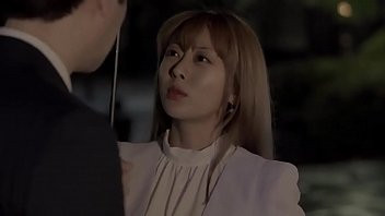 Play Nữ Nhân Viên Quyến Rũ