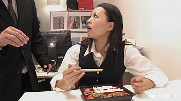 Play Japanese office Blowjob