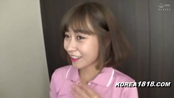 Play Sexy Korean golf star wants to get fucked in her pussy