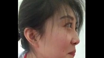Play Chinese amateur blowjob