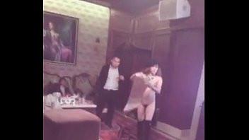 Play Chinese KTV striptease