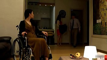 Play Cô Hầu Gái Sexy
